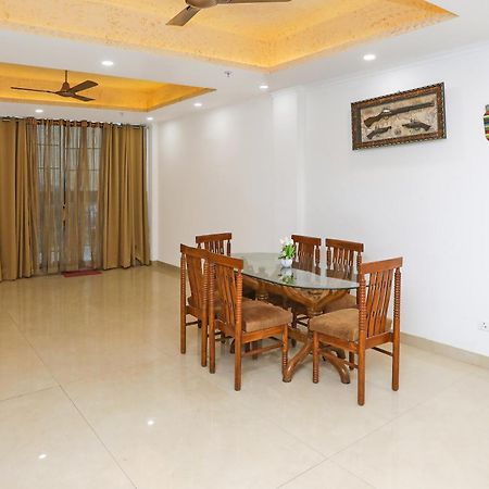 Hotel Collection O Residency Near Dwarka Sector 21 Metro Station Kapas Hera Esterno foto