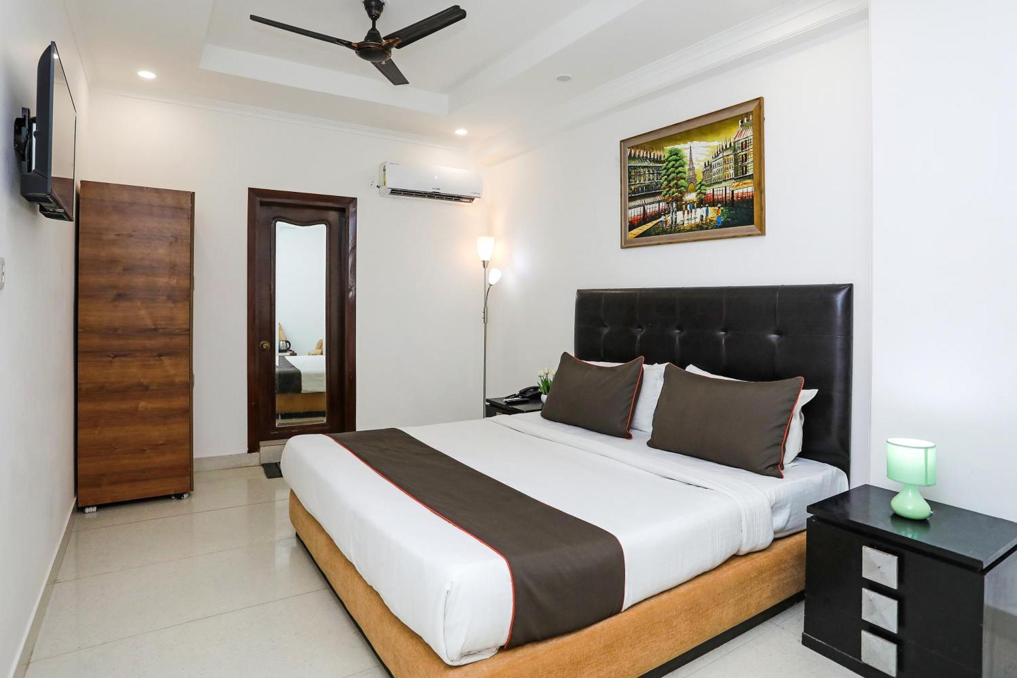 Hotel Collection O Residency Near Dwarka Sector 21 Metro Station Kapas Hera Esterno foto