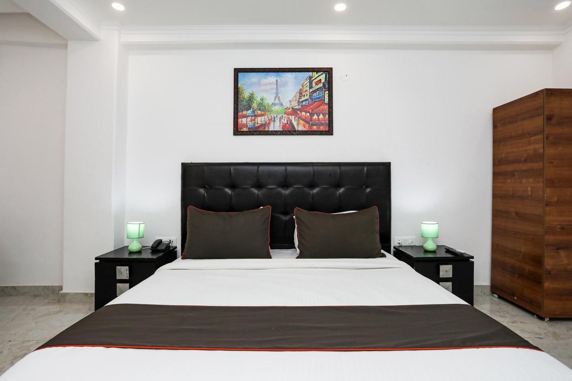 Hotel Collection O Residency Near Dwarka Sector 21 Metro Station Kapas Hera Esterno foto