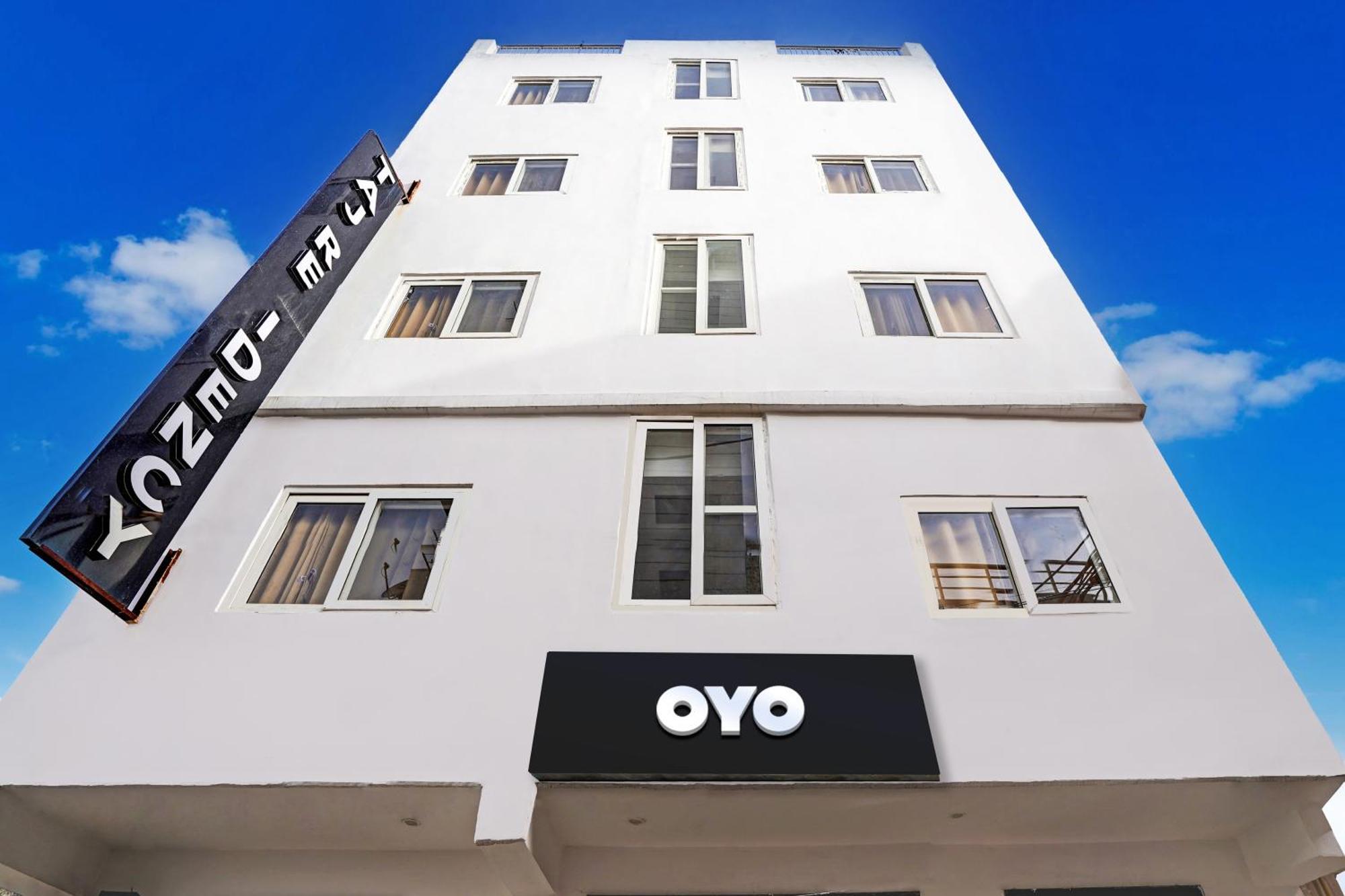 Hotel Collection O Residency Near Dwarka Sector 21 Metro Station Kapas Hera Esterno foto