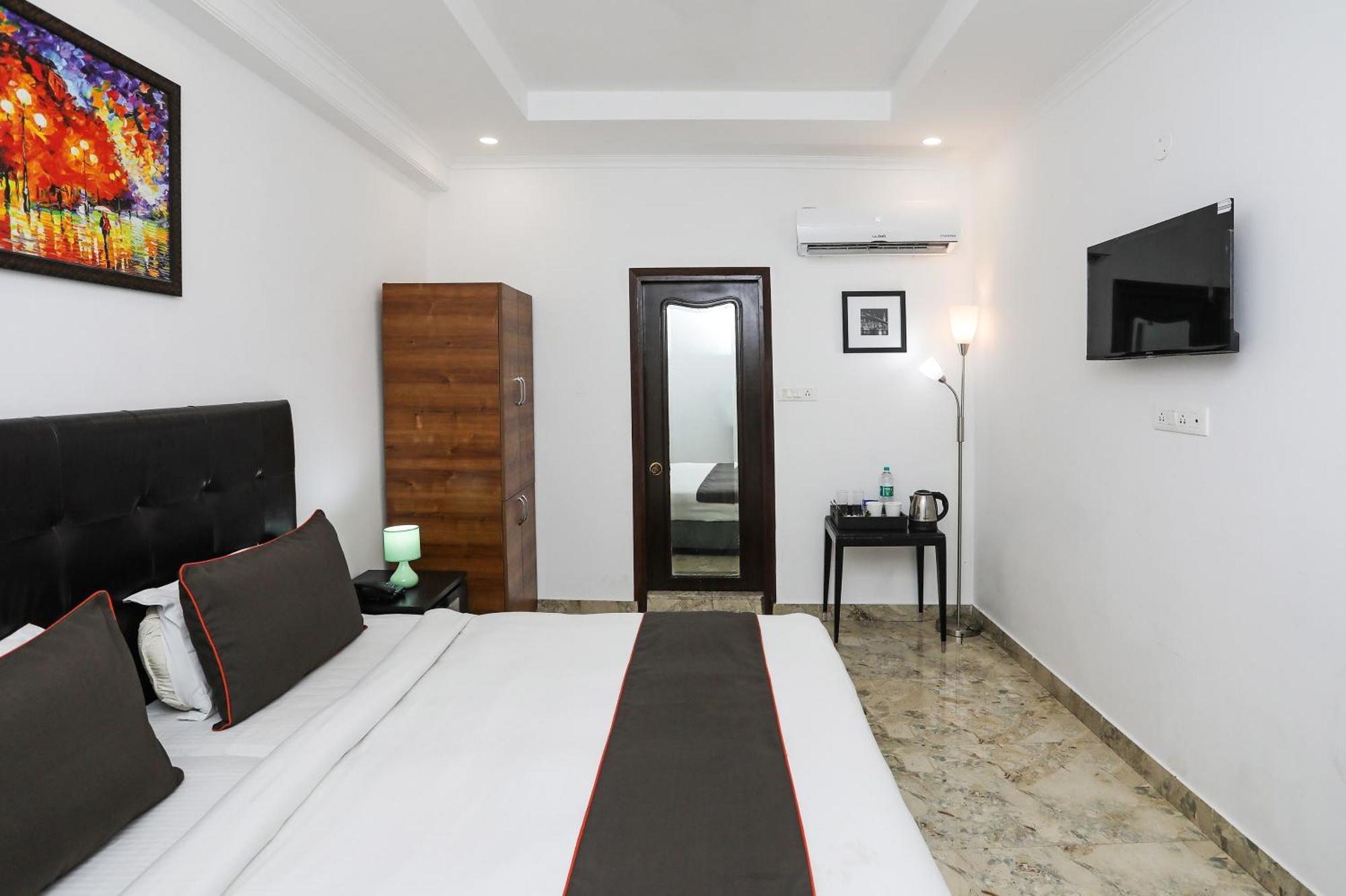 Hotel Collection O Residency Near Dwarka Sector 21 Metro Station Kapas Hera Esterno foto