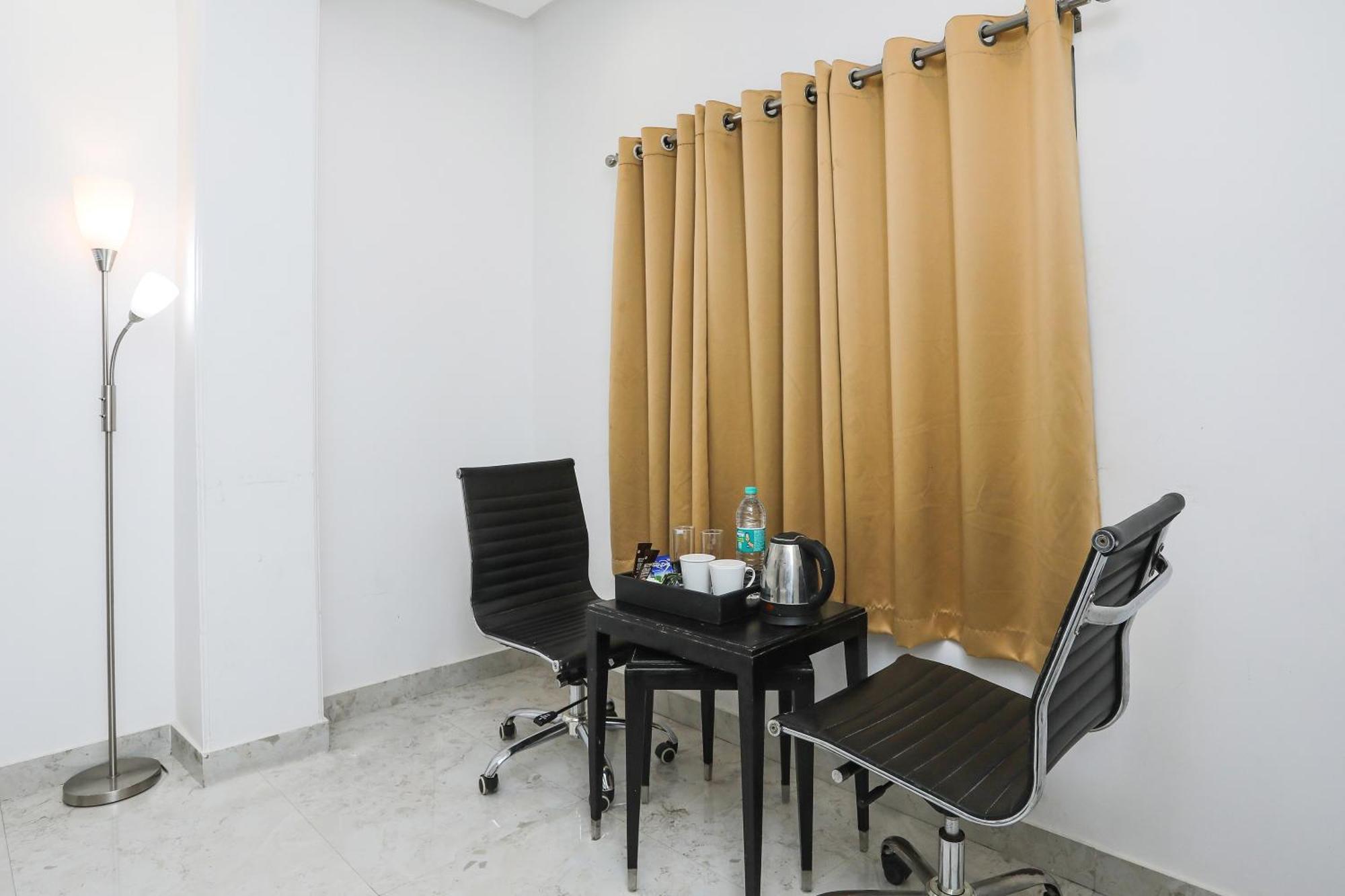 Hotel Collection O Residency Near Dwarka Sector 21 Metro Station Kapas Hera Esterno foto